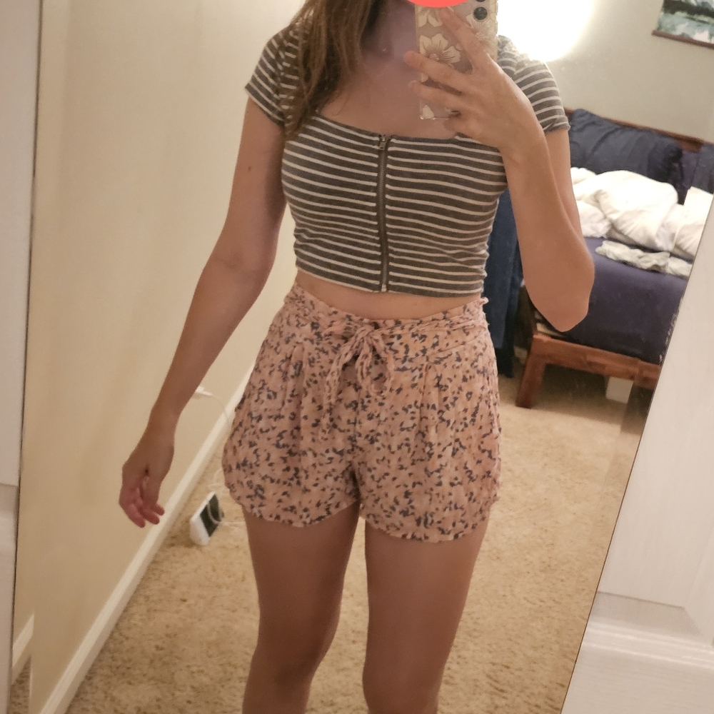 Patrons Of Peace pink ditsy floral shorts